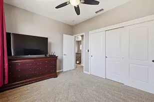 5423 McLean Dr, Elk Grove, CA 95757 - Photo 41