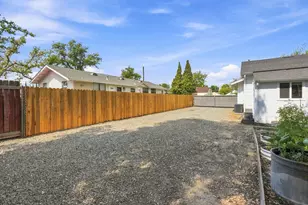 4608 12th Ave, Sacramento, CA 95820 - Photo 25