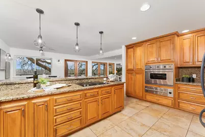 8218 Finisterre Court, Fair Oaks, CA 95628 - Photo 15