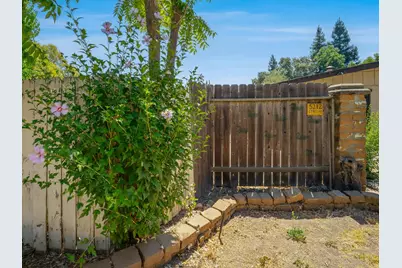 5212 Cypress Avenue, Carmichael, CA 95608 - Photo 11