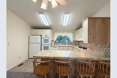 Kirkwood, Roseville, CA 95678 - Photo 13