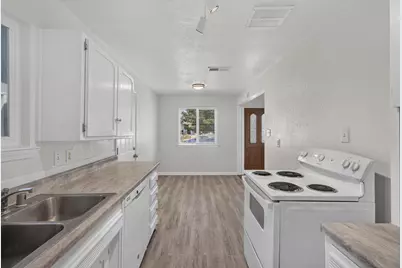 7620 Eastgate Avenue, Citrus Heights, CA 95610 - Photo 15