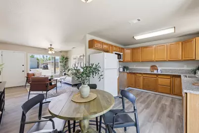 6506 Grattan Way, North Highlands, CA 95660 - Photo 9