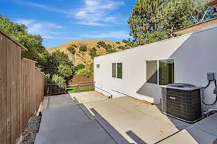 38075 Stenhammer Dr, Fremont, CA 94536 - Photo 29