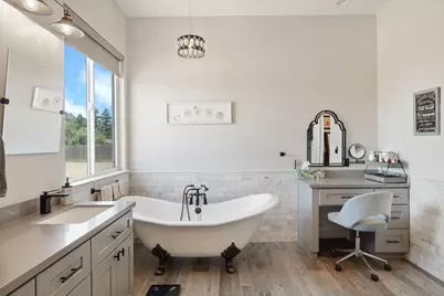 2125 Snyder Lane, Stockton, CA 95215 - Photo 41