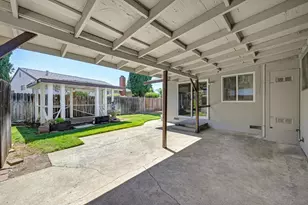 4701 Kerwood Way, Sacramento, CA 95823 - Photo 25