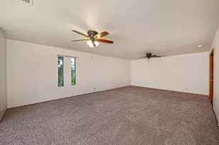 4701 Kerwood Way, Sacramento, CA 95823 - Photo 7