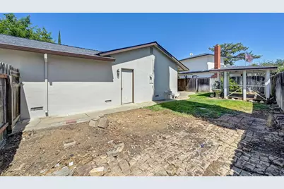 4701 Kerwood Way, Sacramento, CA 95823 - Photo 29