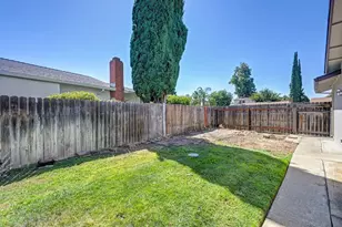 4701 Kerwood Way, Sacramento, CA 95823 - Photo 27