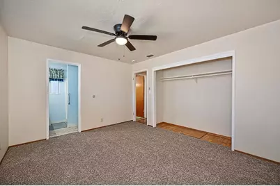 4701 Kerwood Way, Sacramento, CA 95823 - Photo 13