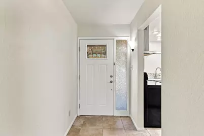 8642 Merribrook Drive, Sacramento, CA 95826 - Photo 7