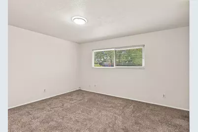 8642 Merribrook Drive, Sacramento, CA 95826 - Photo 27