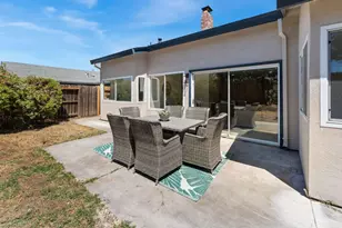 7820 Hartwick Way, Sacramento, CA 95828 - Photo 23