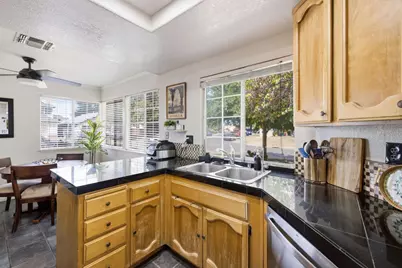8660 Sunnybrae, Sacramento, CA 95823 - Photo 9