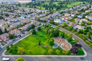 10216 Sorenstam Dr, Sacramento, CA 95829 - Photo 91