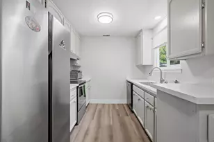 3209 Back Cir, Sacramento, CA 95821 - Photo 11