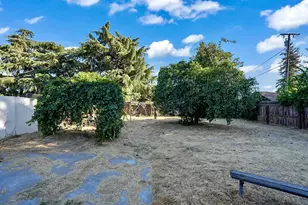 880 Julian St, Turlock, CA 95380 - Photo 19