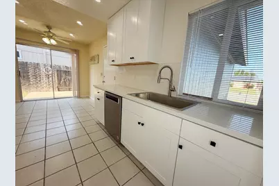 6260 Sunrise South Drive, Sacramento, CA 95824 - Photo 9