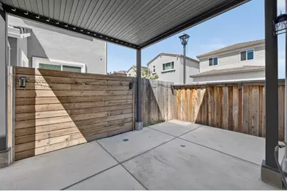 1619 Bronzewick Ln, Sacramento, CA 95834 - Photo 41
