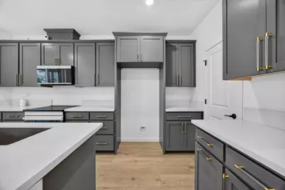 1619 Bronzewick Ln, Sacramento, CA 95834 - Photo 9