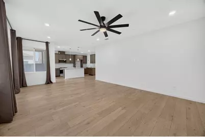 1619 Bronzewick Ln, Sacramento, CA 95834 - Photo 15