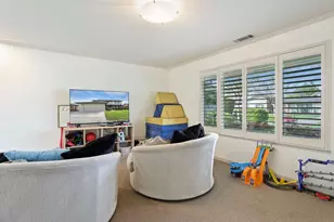 9818 Lady Bird Way, Stockton, CA 95209 - Photo 5