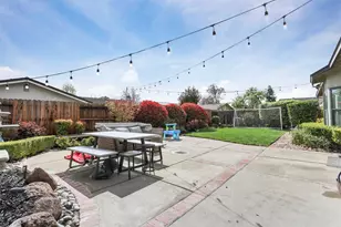 9818 Lady Bird Way, Stockton, CA 95209 - Photo 43