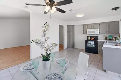 42 Sunset Court, Merced, CA 95340 - Photo 9