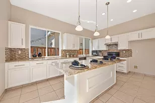 317 Avila Dr, Roseville, CA 95678 - Photo 19