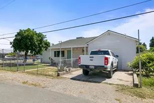 1984 Sunrise Ave, Marysville, CA 95901 - Photo 3