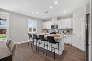 5072 Grasscreek Dr, Roseville, CA 95747 - Photo 5