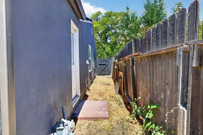 1250 Elmwood Avenue, Stockton, CA 95204 - Photo 35