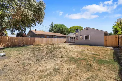 1755 Bristol Avenue, Stockton, CA 95204 - Photo 25