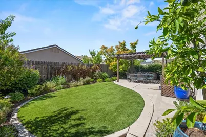 7824 Empingham Way, Sacramento, CA 95829 - Photo 35