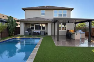 10021 Carinata Dr, Elk Grove, CA 95757 - Photo 41