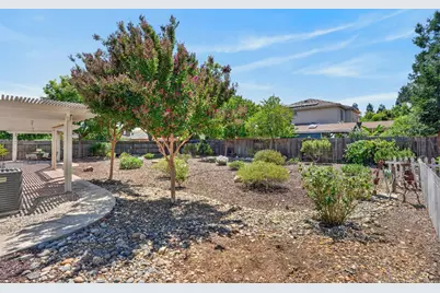 610 Portland Lane, Galt, CA 95632 - Photo 45