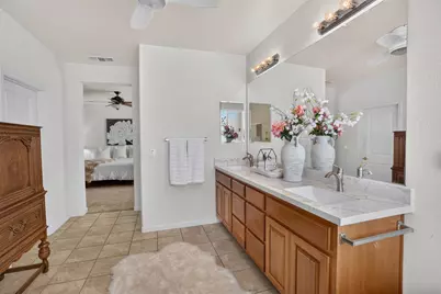 610 Portland Lane, Galt, CA 95632 - Photo 35