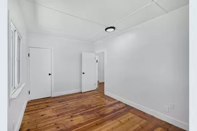 2327 Beaumont Street, Sacramento, CA 95815 - Photo 31