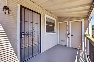 2327 Beaumont St, Sacramento, CA 95815 - Photo 35