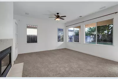 9514 N Larkspur Avenue, Fresno, CA 93720 - Photo 23