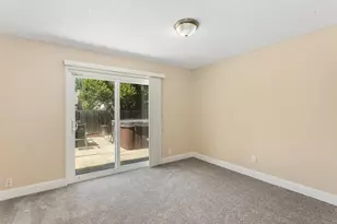 9345 Snowbird Way, Sacramento, CA 95826 - Photo 7
