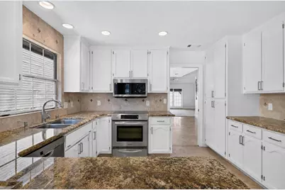 19104 Pebble Court, Woodbridge, CA 95258 - Photo 15