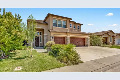 8621 Banton Circle, Elk Grove, CA 95624 - Photo 3