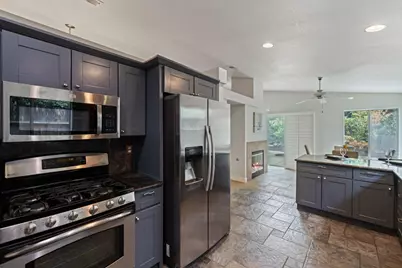 1130 Glenmohr Court, Stockton, CA 95206 - Photo 19