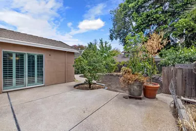 1130 Glenmohr Court, Stockton, CA 95206 - Photo 35