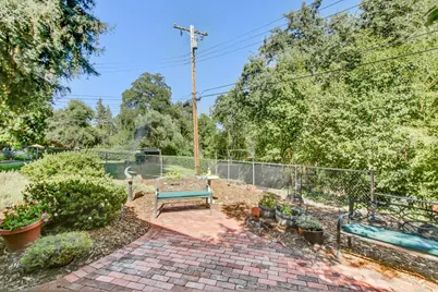 910 Carol Ann Court, Roseville, CA 95661 - Photo 43