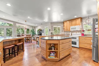 910 Carol Ann Court, Roseville, CA 95661 - Photo 21