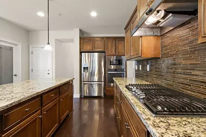 7801 Cordially Way, Elk Grove, CA 95757 - Photo 9