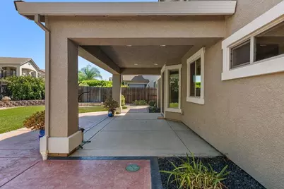 7801 Cordially Way, Elk Grove, CA 95757 - Photo 45