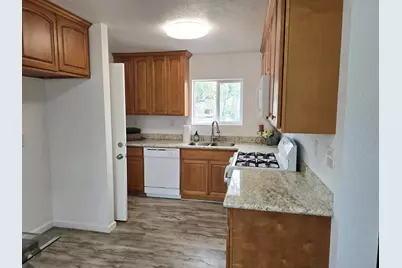 206 Hills Court, Sacramento, CA 95838 - Photo 17